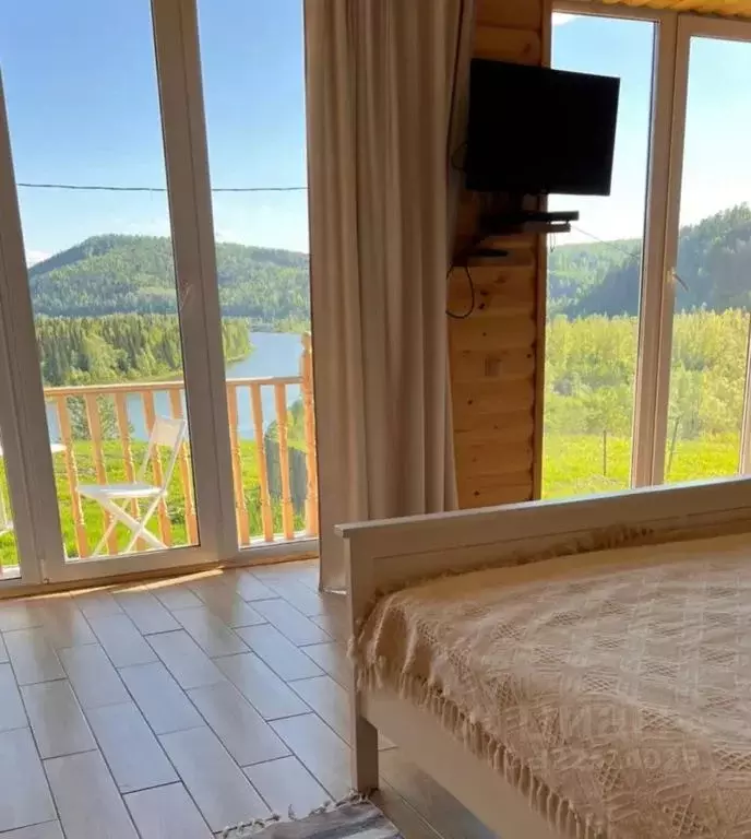 Дом в Башкортостан, Белорецкий район, Инзерский сельсовет, д. Корпуста ... - Фото 1