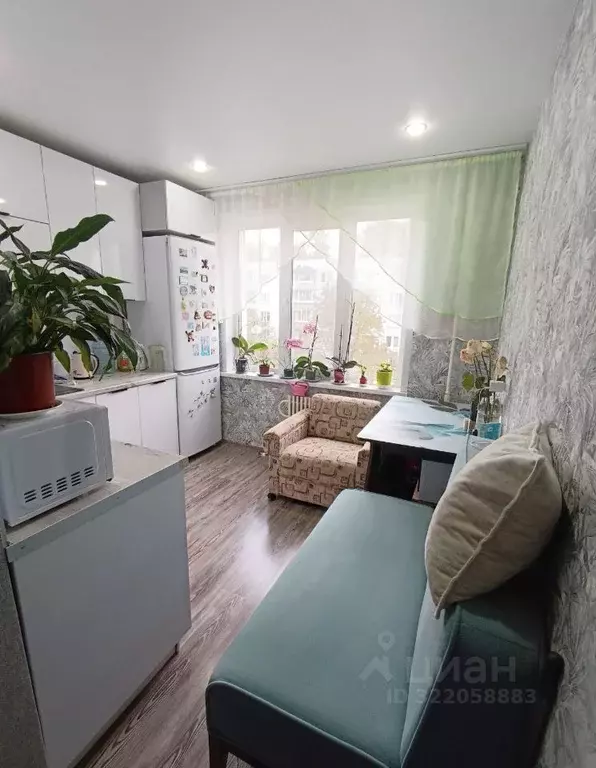 2-к кв. Кировская область, Кирово-Чепецк Чепецкая ул., 20 (47.2 м) - Фото 1