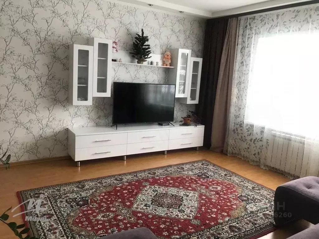 Дом в Алтайский край, Барнаул ВРЗ мкр, ул. Школьная (178 м) - Фото 1