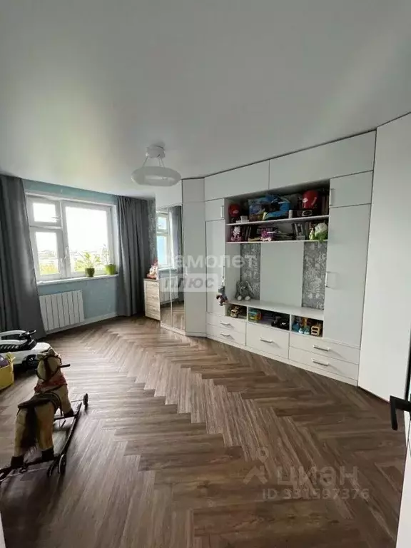 3-к кв. Москва Барвихинская ул., 8К2 (74.6 м) - Фото 1