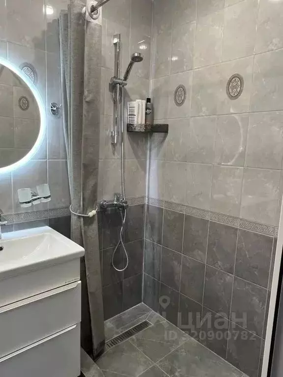 Комната Краснодарский край, Сочи Адлер жилрайон, ул. Ульянова, 28 - Фото 1