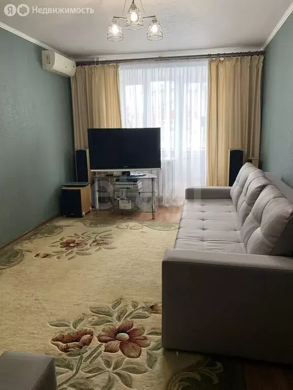 3-комнатная квартира: Азов, улица Кирова, 78 (79.5 м) - Фото 0