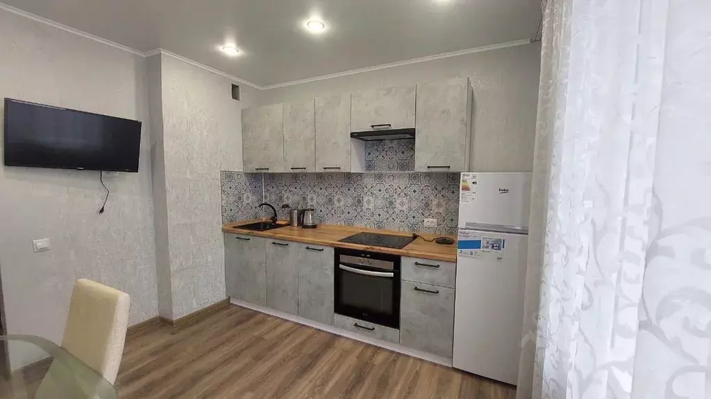 1-к кв. Брянская область, Брянск Белобережская ул., 26А (37.0 м) - Фото 1