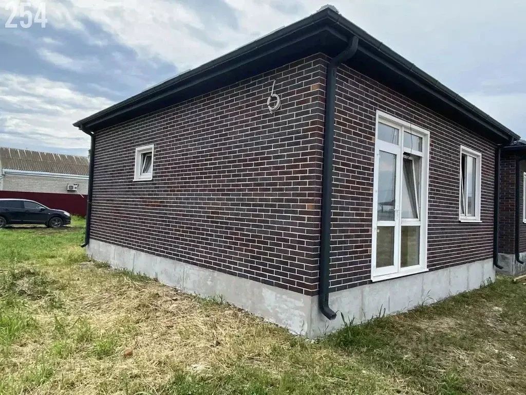 Дом в Краснодарский край, Усть-Лабинск ул. Зои Космодемьянской (55 м) - Фото 2