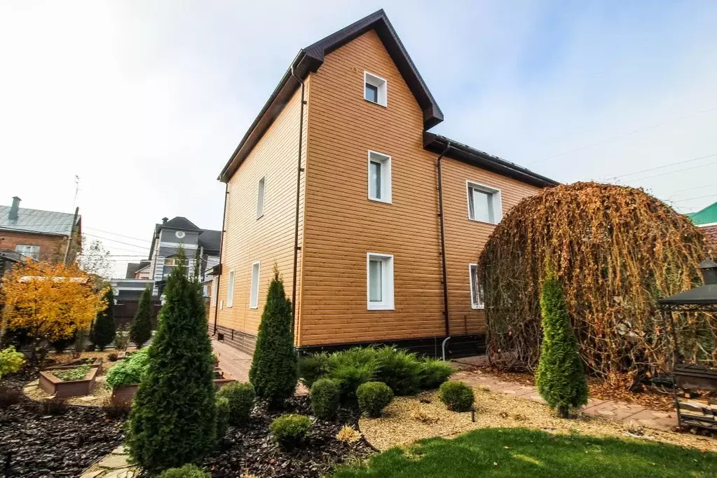 Дом в Ульяновская область, Ульяновск ул. Ефремова, 106А (267 м) - Фото 1