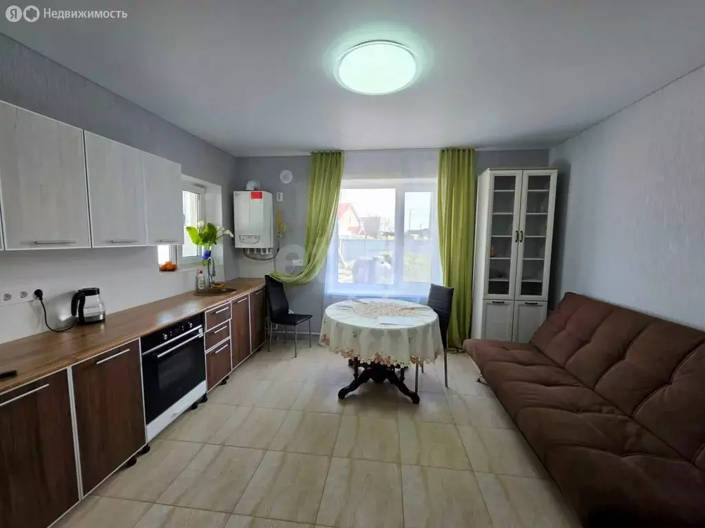 Дом в Михайловка, Строительная улица (65 м) - Фото 1