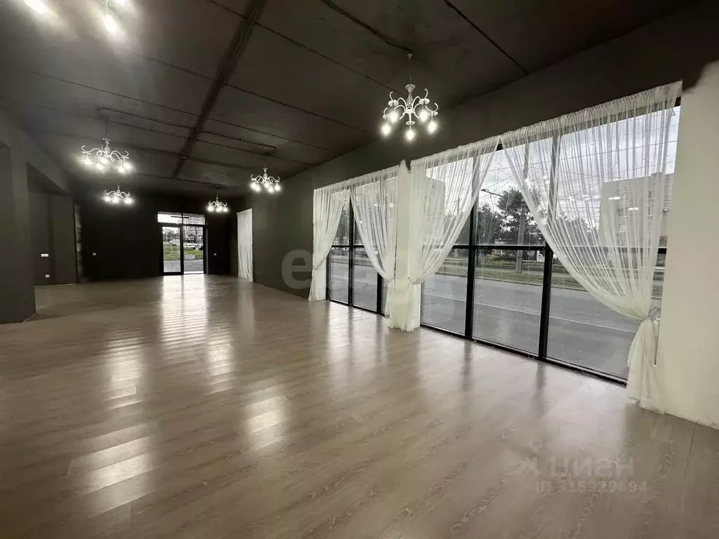 Помещение свободного назначения в Северная Осетия, Владикавказ ул. ... - Фото 2