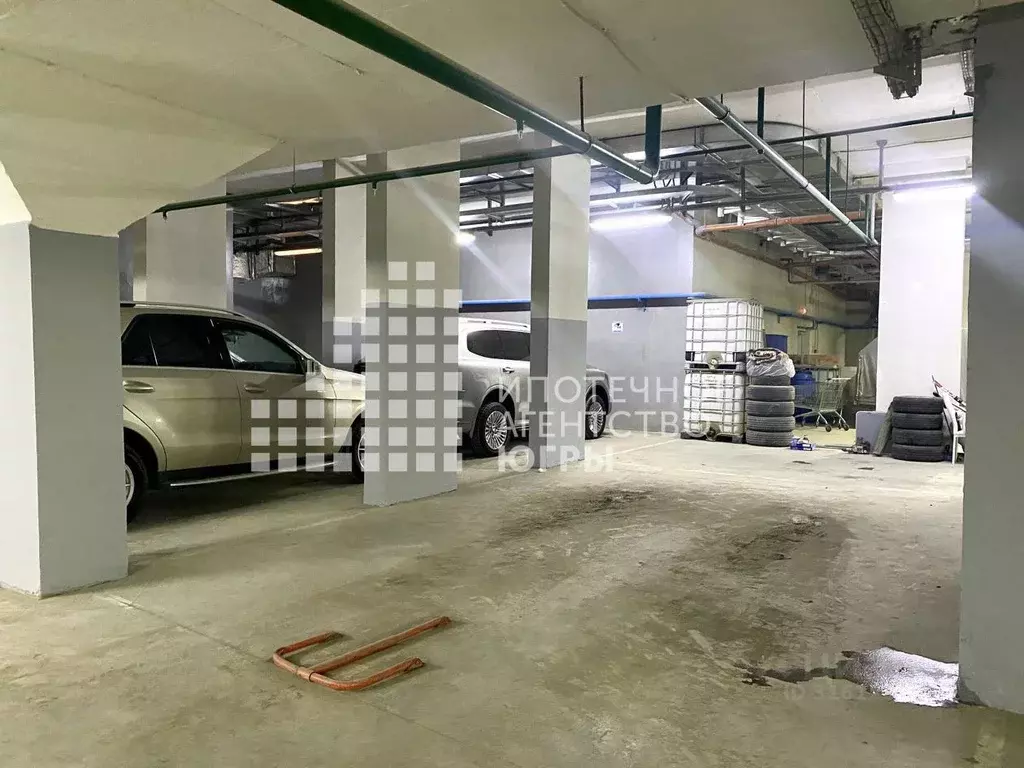 Гараж в Ханты-Мансийский АО, Ханты-Мансийск ул. Гагарина, 35 (31 м) - Фото 1