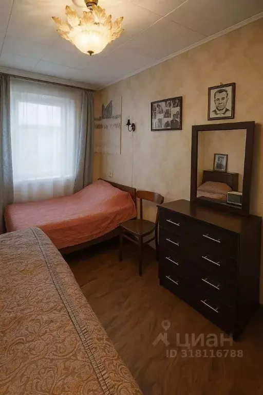 2-к кв. Белгородская область, Старый Оскол Жукова мкр, 47 (50.7 м) - Фото 0
