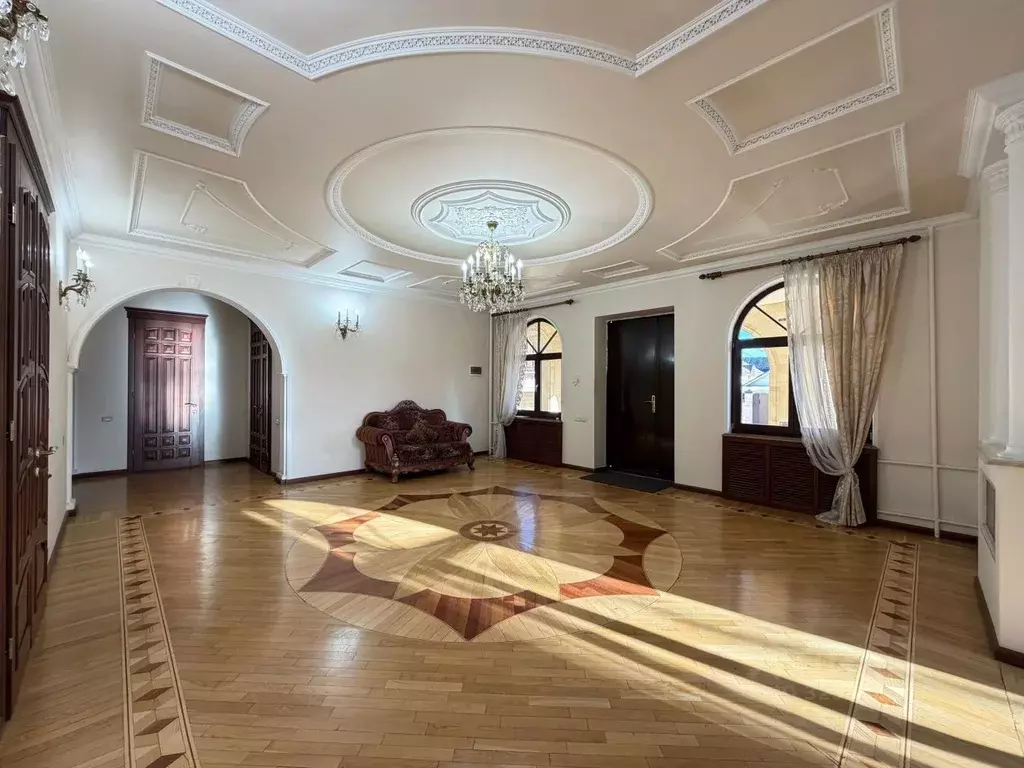 Дом в Кабардино-Балкария, Нальчик ул. Островского, 91 (376 м) - Фото 1