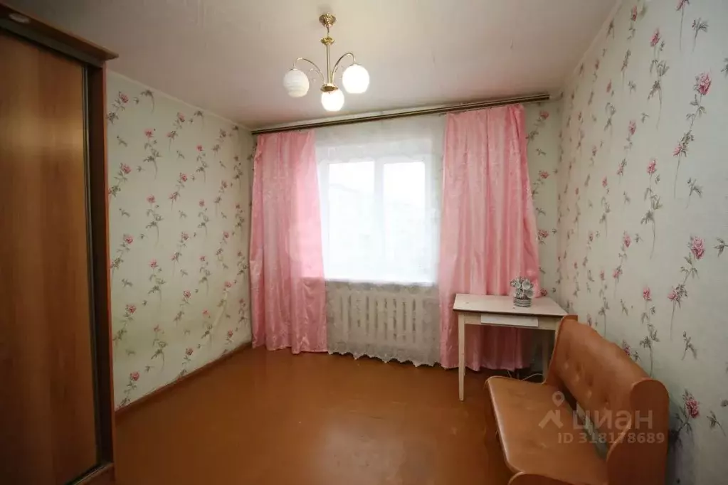 3-к кв. Вологодская область, Шексна рп ул. Молодежная, 8 (60.5 м) - Фото 1