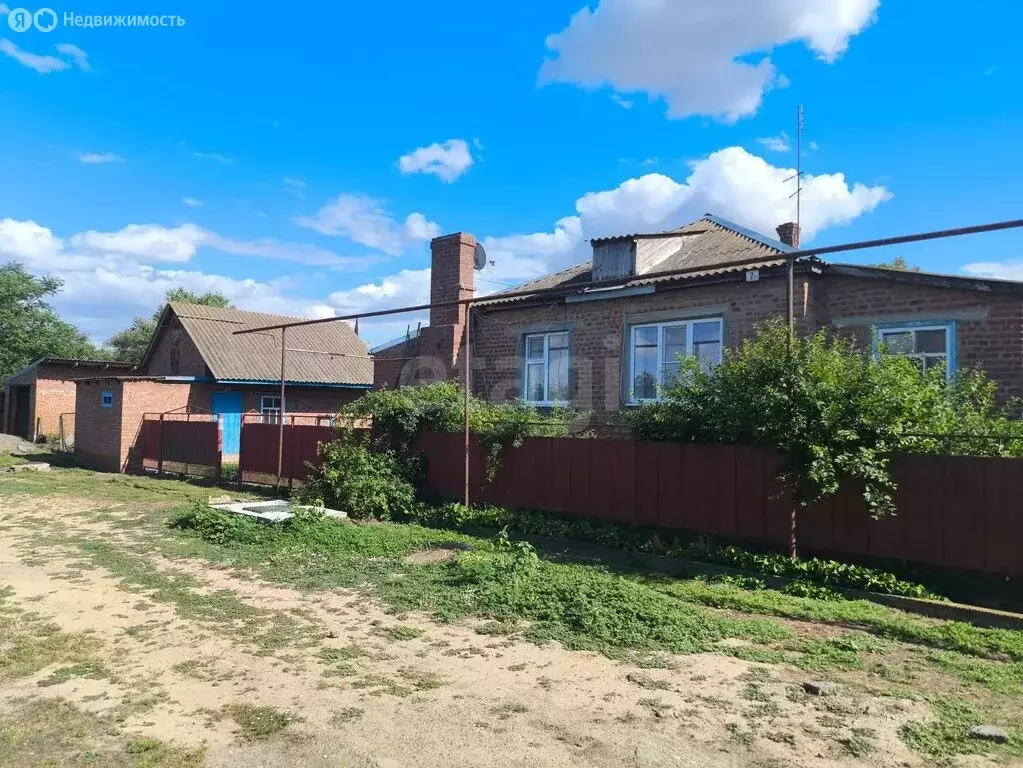 Дом в село Новый Егорлык, улица Чернышевского (146.8 м) - Фото 1