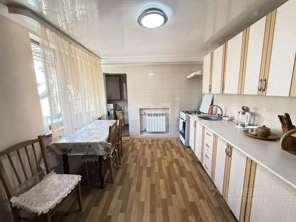 Дом в Северная Осетия, Владикавказ ул. Гастелло, 180 (52 м) - Фото 2