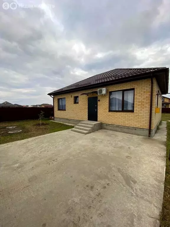 Дом в станица Новотитаровская, улица Калинина (80.5 м) - Фото 0