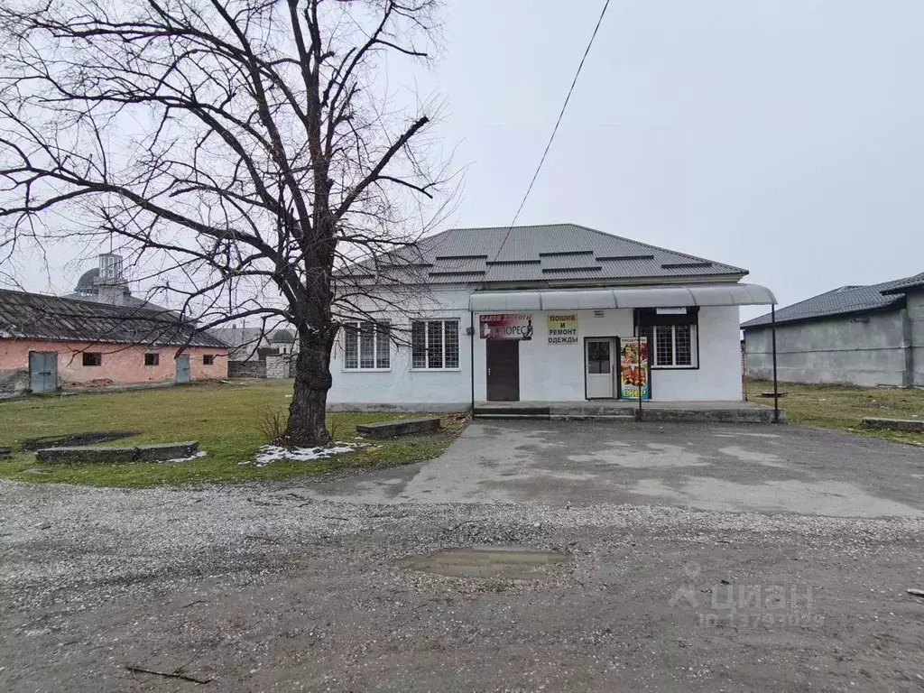 Помещение свободного назначения в Кабардино-Балкария, Баксан городской ... - Фото 0