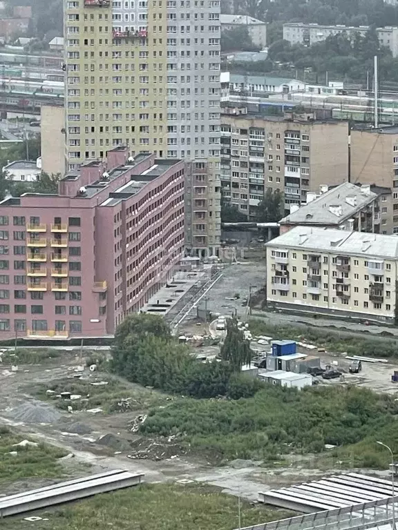 Помещение свободного назначения в Свердловская область, Екатеринбург ... - Фото 2