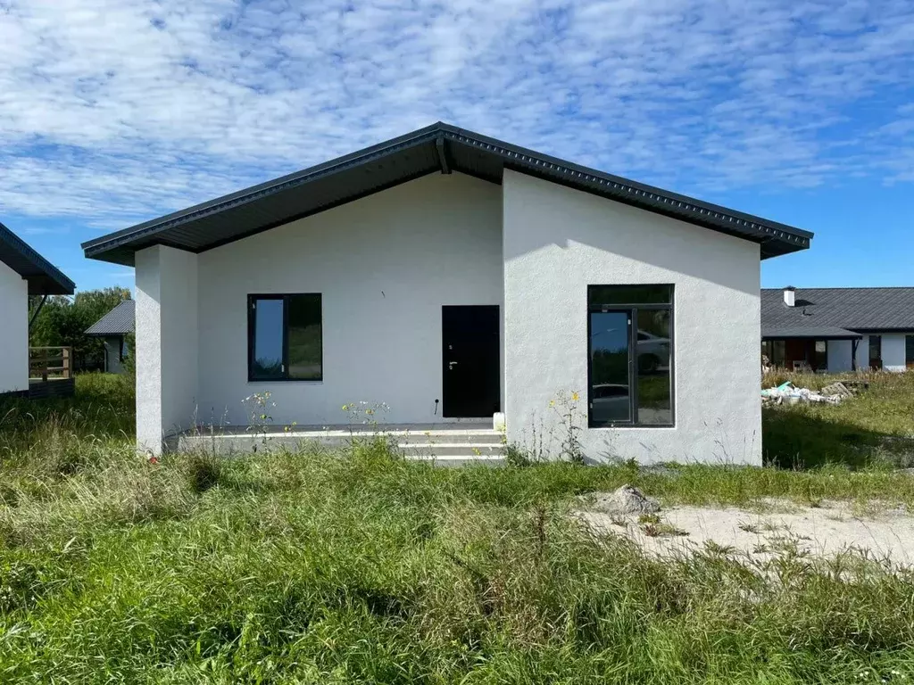 Дом в Свердловская область, Белоярский муниципальный округ, пос. ... - Фото 1