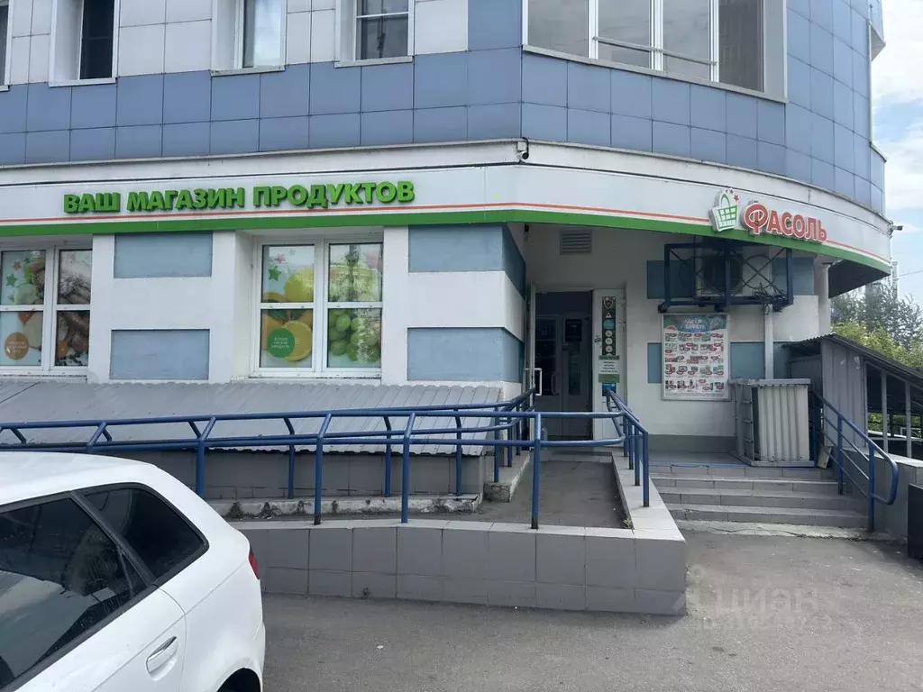 Помещение свободного назначения в Московская область, Красногорск бул. ... - Фото 0