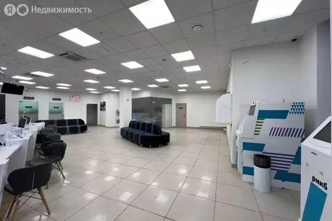 Помещение свободного назначения (242 м) - Фото 1