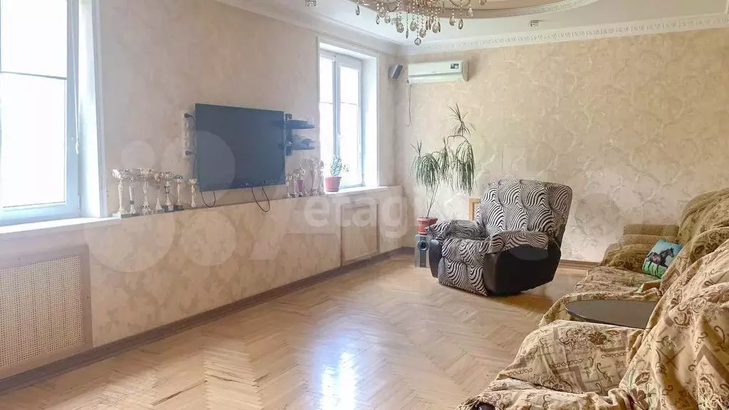 Дом 168,8 м на участке 3,8 сот. - Фото 1