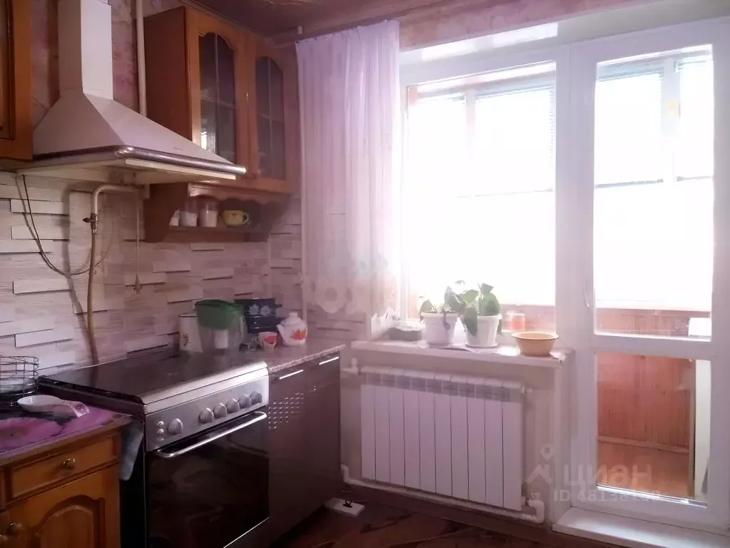 2-к кв. Чувашия, Шумерля ул. Урицкого, 3 (55.0 м) - Фото 0