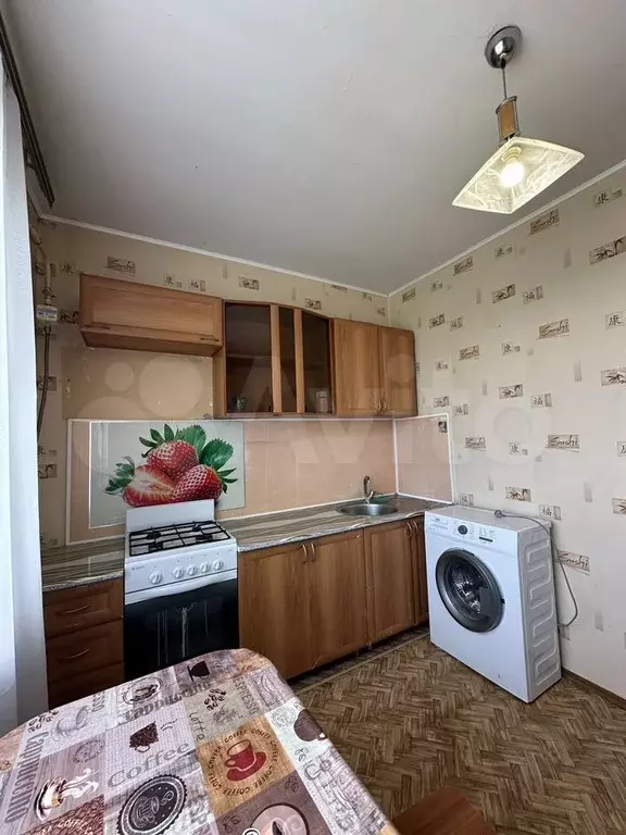 1-к. квартира, 38 м, 8/10 эт. - Фото 1
