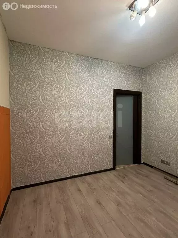 2-комнатная квартира: Волгоград, улица им. Циолковского, 29 (82.9 м) - Фото 1