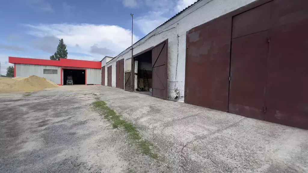 Помещение свободного назначения в Ростовская область, Шахты пос. ... - Фото 1