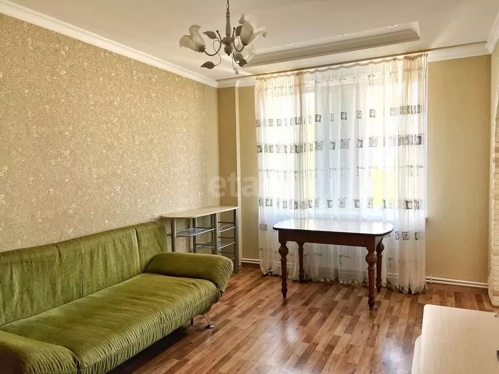 3-к кв. Тамбовская область, Котовск Октябрьская ул., 27 (67.1 м) - Фото 0