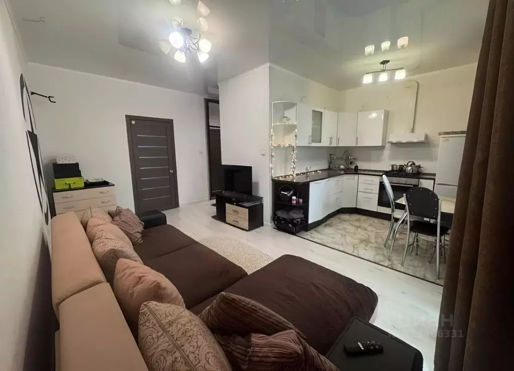 Студия Саратовская область, Саратов ул. Имени В.И. Чапаева, 79 (33.0 ... - Фото 1