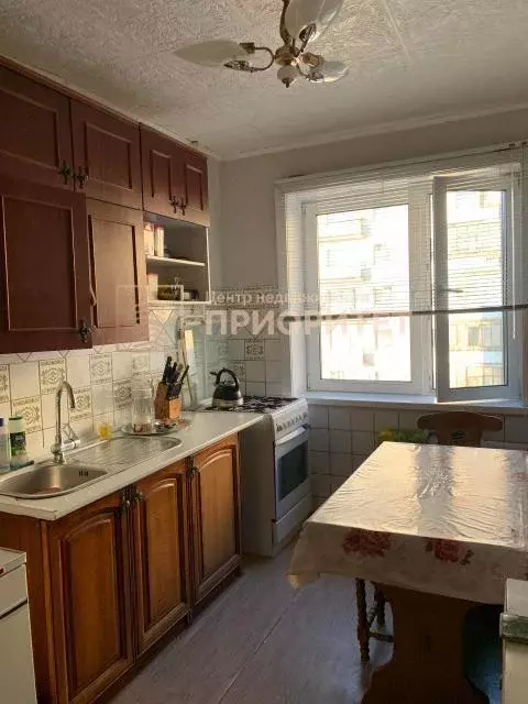 Квартира, 3 комнаты, 61.7 м - Фото 0