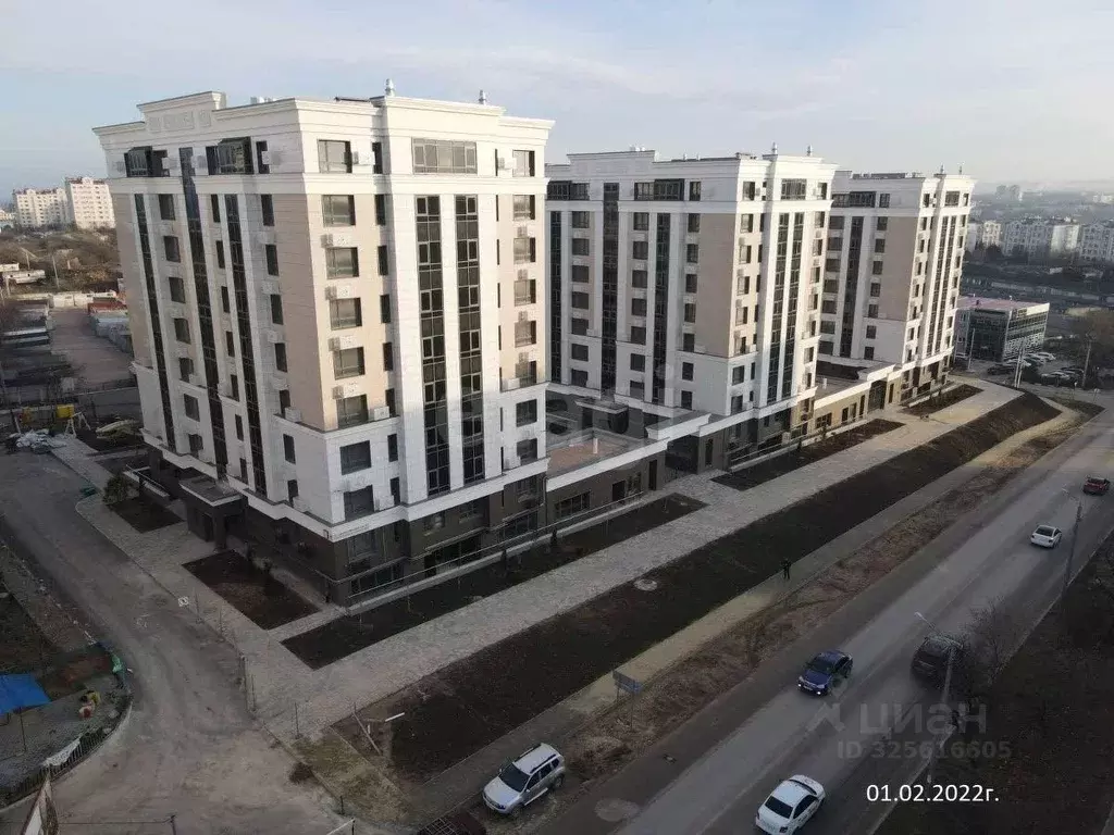 3-к кв. Севастополь ул. Адмирала Фадеева, 46Бк1 (69.8 м) - Фото 1