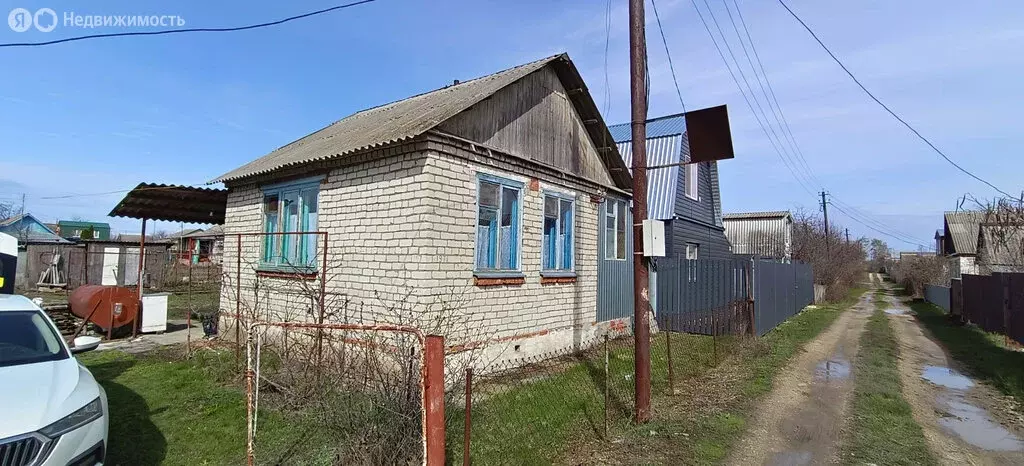 Дом в Марксовский район, Приволжское муниципальное образование, село ... - Фото 1