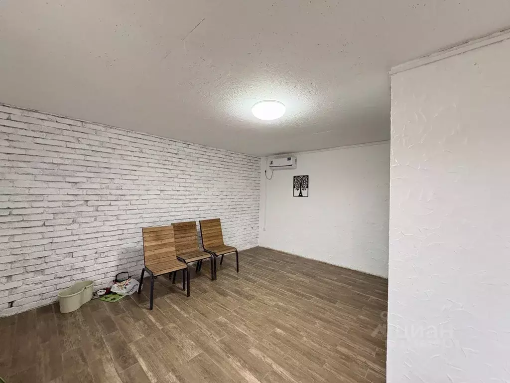 Дом в Краснодарский край, Ейский район, Должанская ст-ца ул. Фрунзе, ... - Фото 2