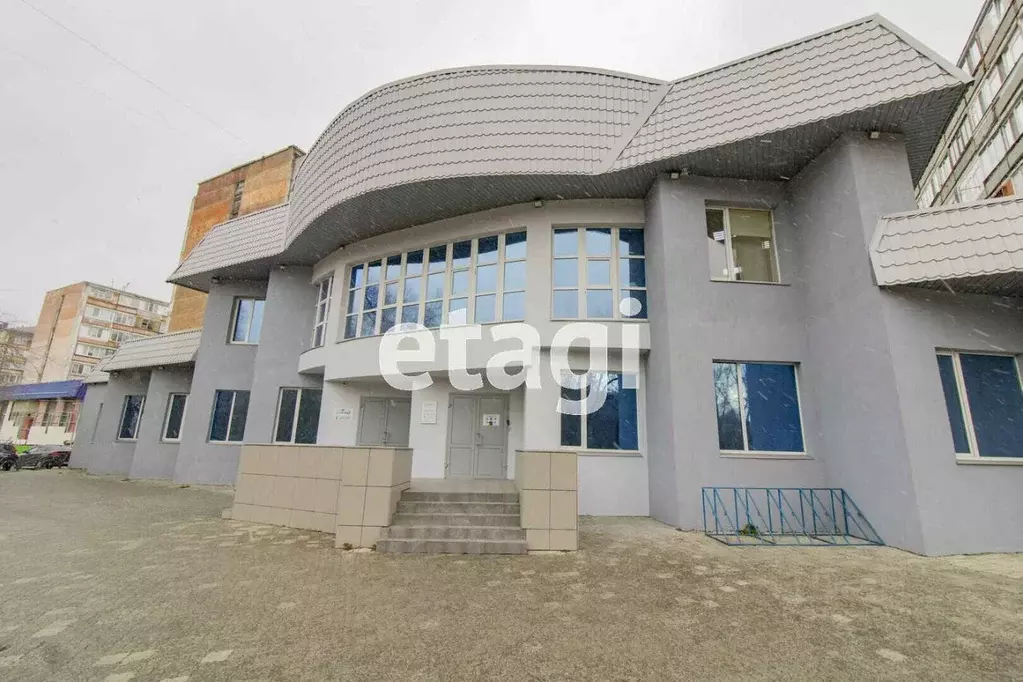 Помещение свободного назначения в Тюменская область, Тюмень ул. ... - Фото 1