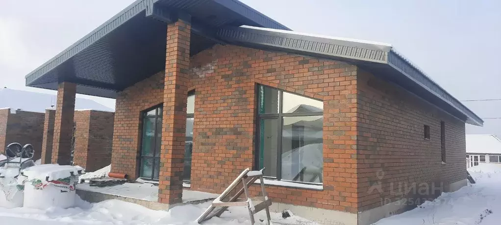 Коттедж в Башкортостан, Уфимский район, Русско-Юрмашский сельсовет, д. ... - Фото 1