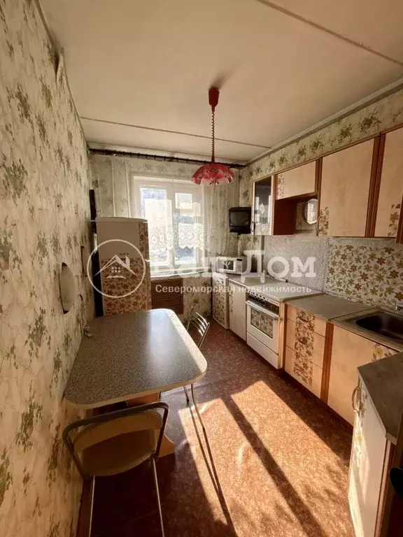 3-к кв. Мурманская область, Североморск ул. Адмирала Сизова, 21 (60.0 ... - Фото 1