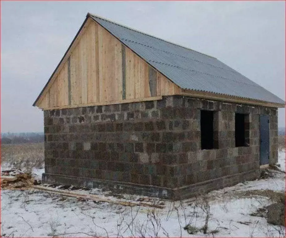 Дом в Хакасия, Алтайский район, с. Белый Яр ул. Толстого, 44 (47 м) - Фото 1