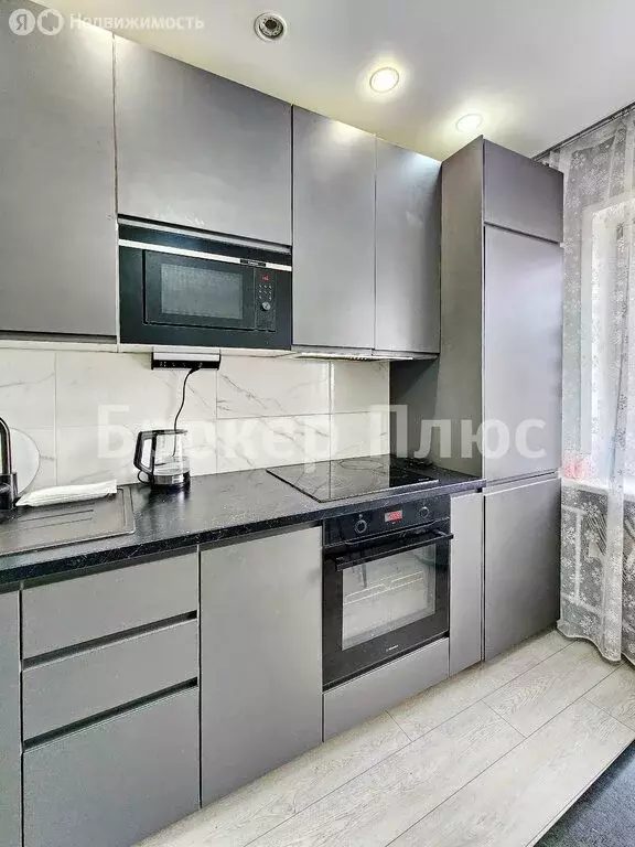 4-комнатная квартира: Кызыл, улица Калинина, 7 (74.3 м) - Фото 1