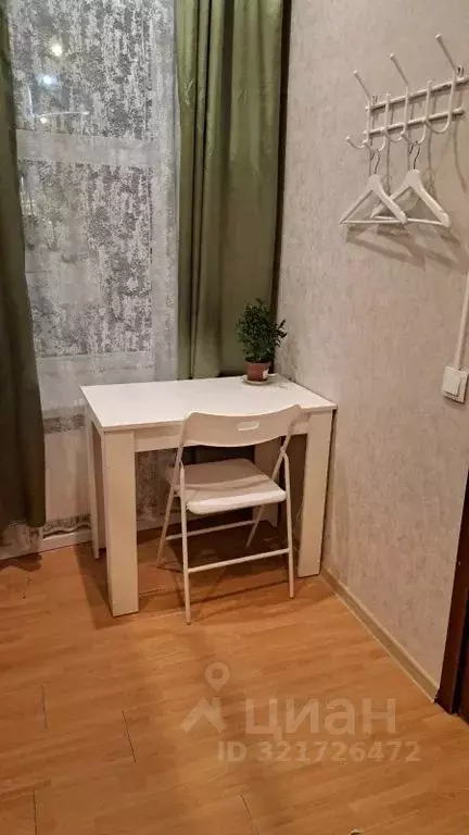 Комната Москва Большой Каретный пер., 8С1 - Фото 1