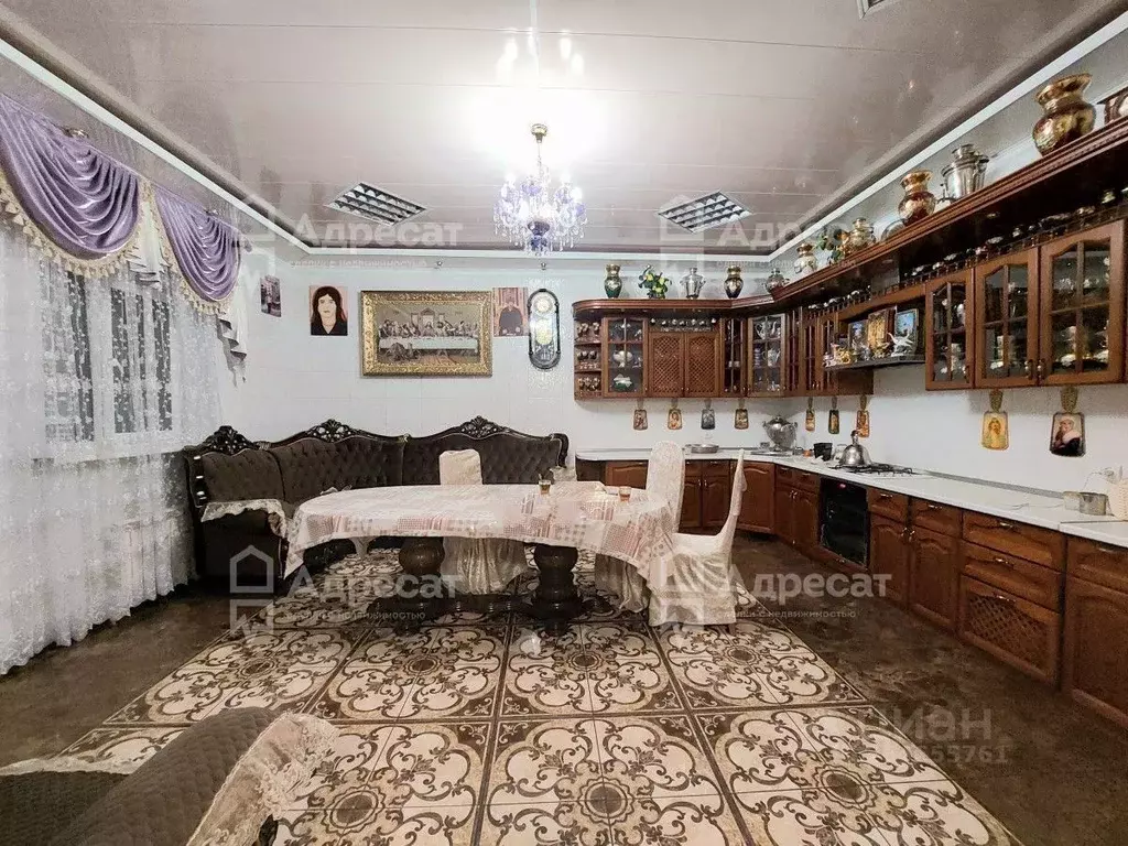 Дом в Волгоградская область, Волгоград ул. 2-я Лескова (394 м) - Фото 1