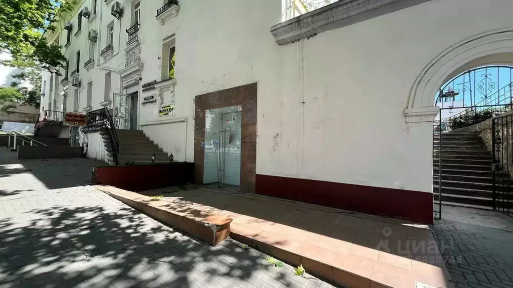 Помещение свободного назначения в Севастополь ул. Адмирала ... - Фото 1