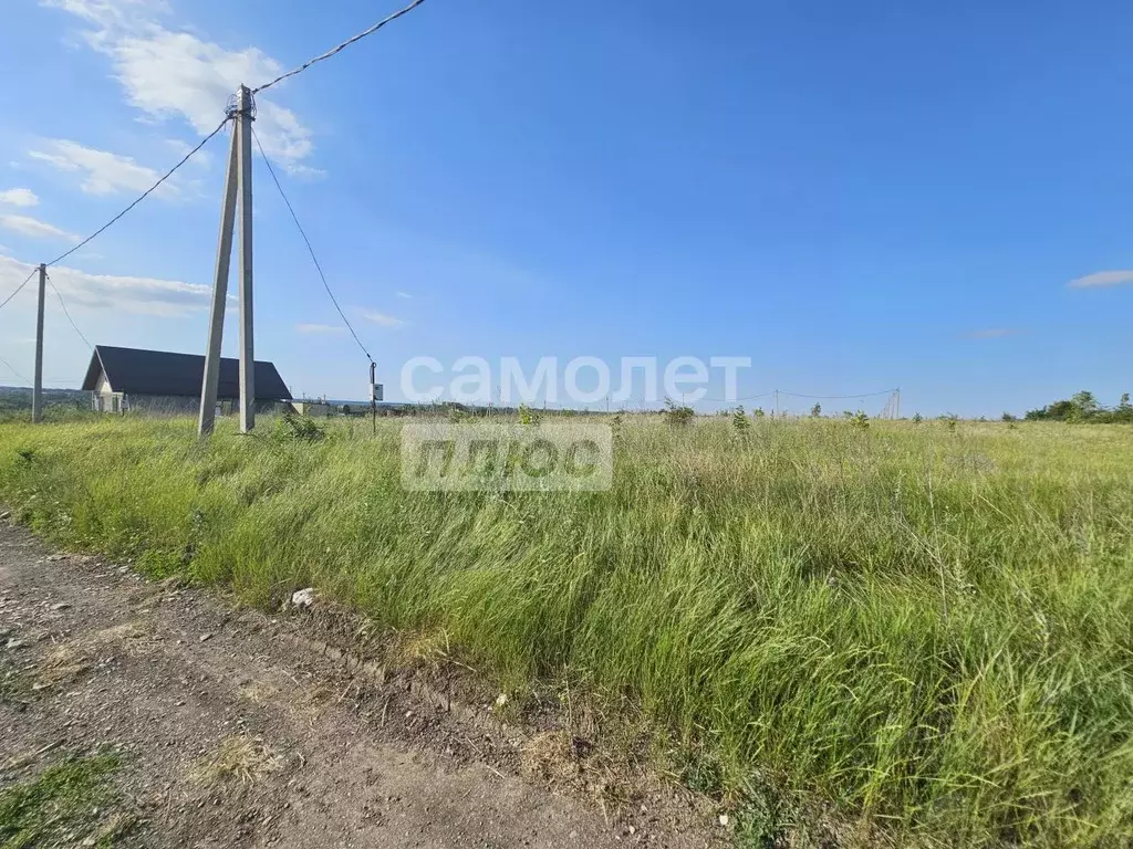 Участок в Краснодарский край, Абинский район, Ахтырское городское ... - Фото 0