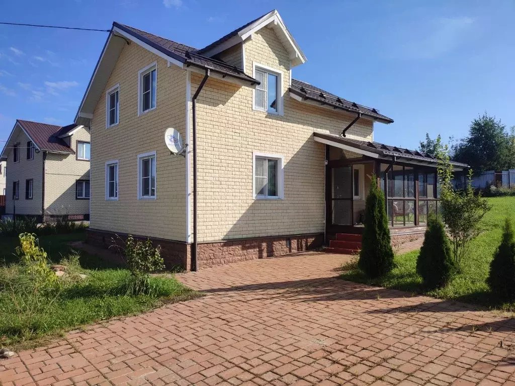 Дом в Калужская область, Совхоз Боровский с/пос, д. Комлево ул. ... - Фото 1