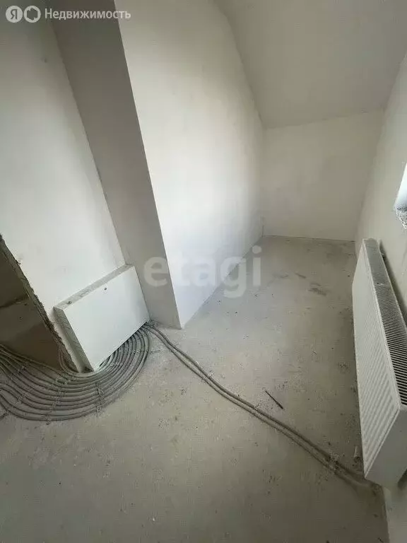Дом в село Гудовка, улица Мира (240 м) - Фото 1