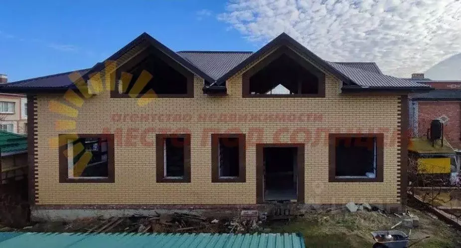 Дом в Краснодарский край, Ейск Братский пер. (117 м) - Фото 1