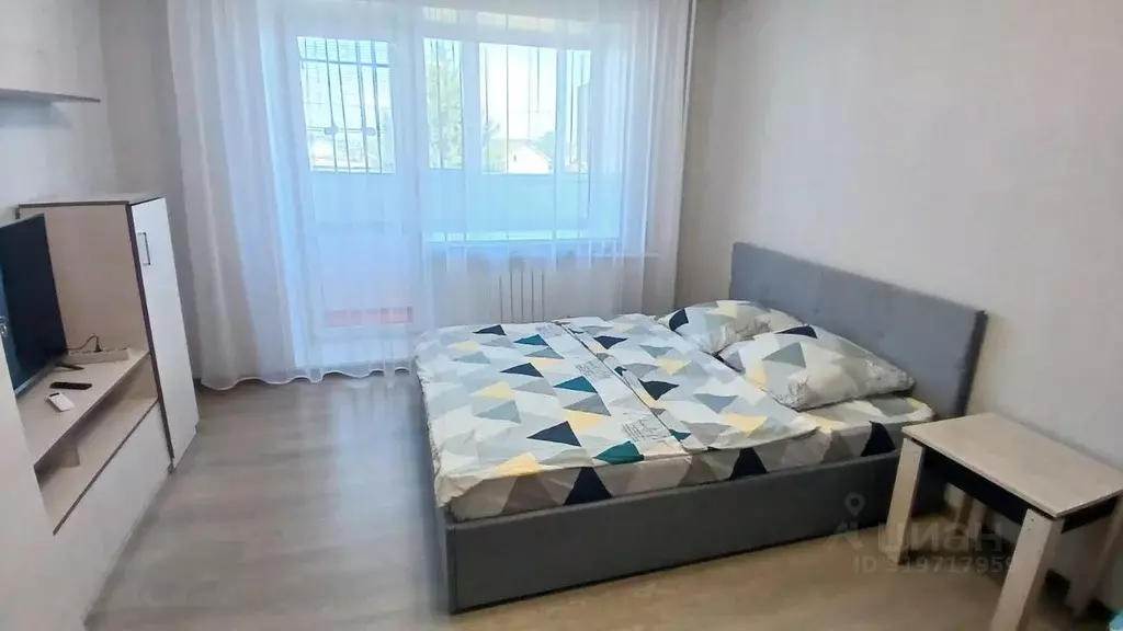 1-к кв. Тюменская область, Заводоуковск ул. Энергетиков, 2Б (35.0 м) - Фото 0