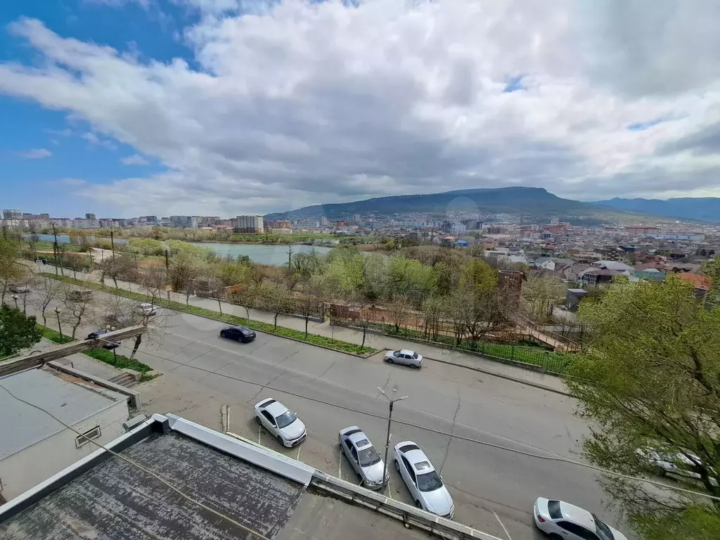 1-к. квартира, 30 м, 4/5 эт. - Фото 1