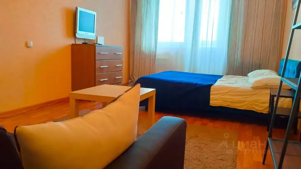 1-к кв. Курская область, Курск просп. Победы, 44 (38.0 м) - Фото 2