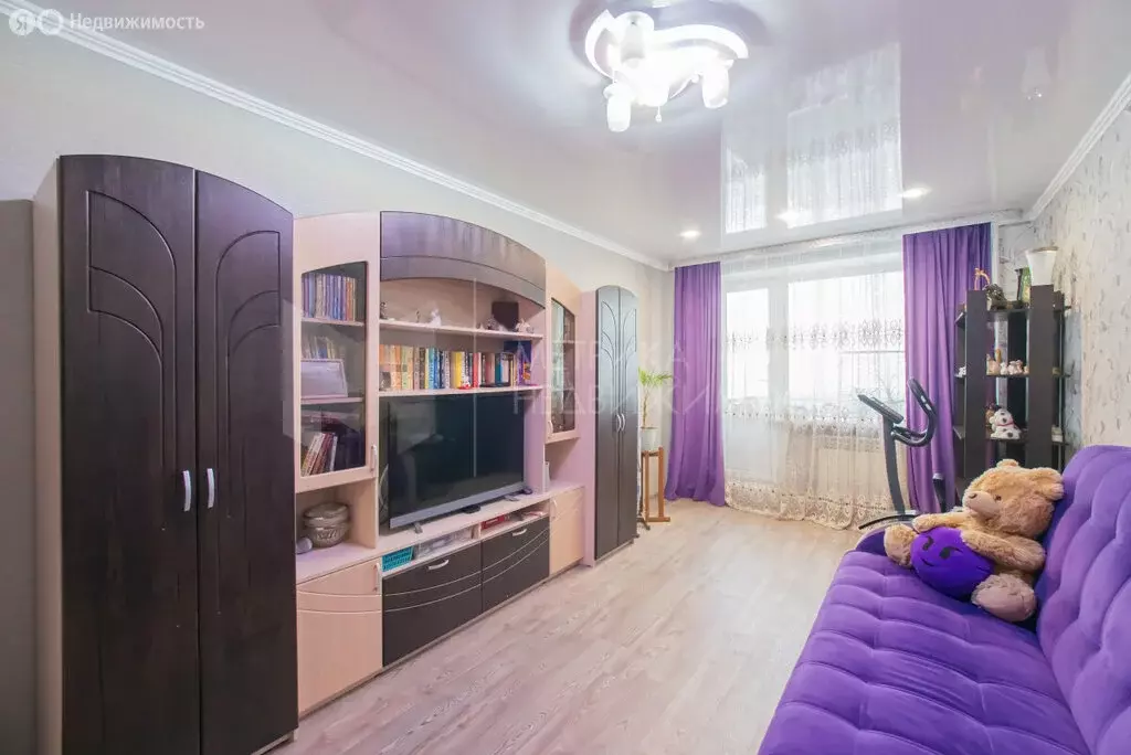 4-комнатная квартира: Тюмень, улица Мельникайте, 135 (81.9 м) - Фото 2